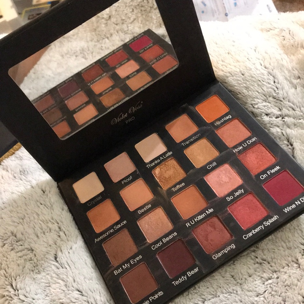 Violet Voss Holy Grail